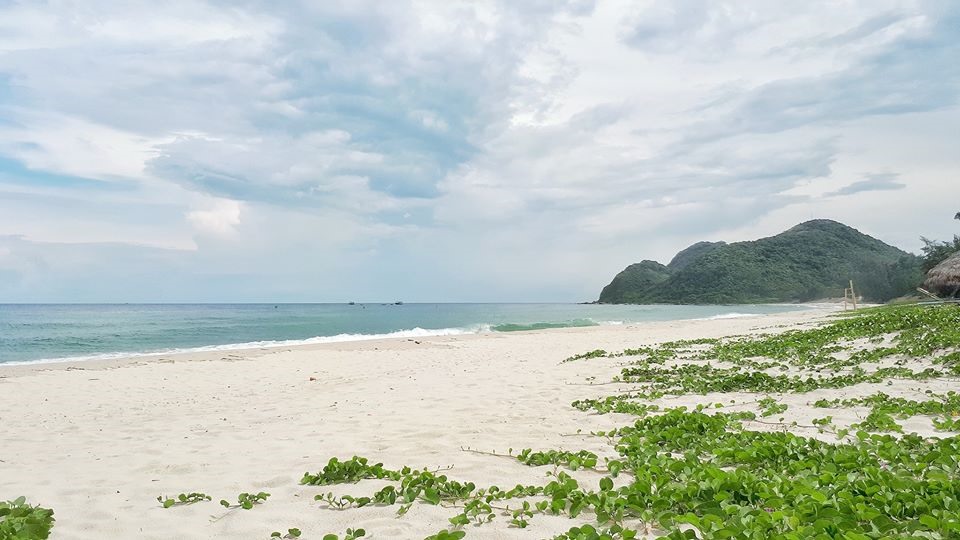 MINH CHÂU BEACH
